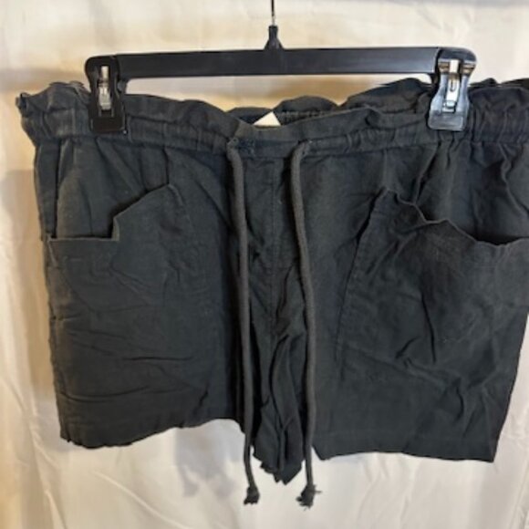 Universal Thread Black High-Rise Paperbag Shorts – Size L - Picture 1 of 2